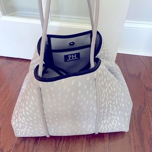 Gently used Parker and Hyde Neoprene Bag